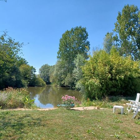 La Ferme Aux Kangourous Donzy ภายนอก รูปภาพ